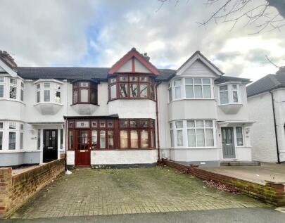 Carlton Road, Gidea Park, RM2