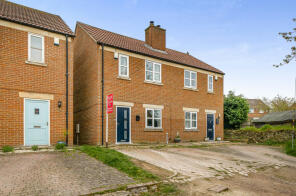 9, The Stackyard, Grantham NG32 1QS