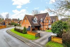 35, Walton Road, Caldecotte, Milton Keynes MK7 8AE