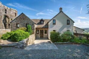 Moat House, U3096 Llawhaden Village, Llawhaden, Narberth SA67 8HL