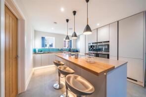 5, Littlefield Grove, Nottingham NG12 5RP