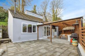 2, Trelake Road, St. Austell PL25 5NH