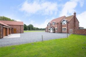 Whin Hill Farm, Main Road, Goole DN14 7XQ