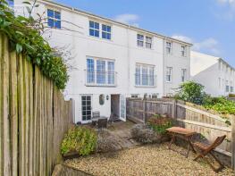 9, Estuary Terrace, Tomouth Road, Bideford EX39 1FE