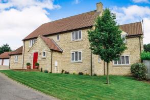 4, St Medards Close, Grantham NG33 4RX