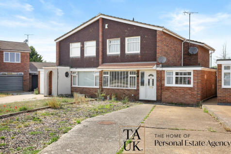 Sherwood Way, Colchester, CO5