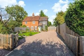 Redcot, Colmore Lane, Kingwood, Henley-on-thames RG9 5LX