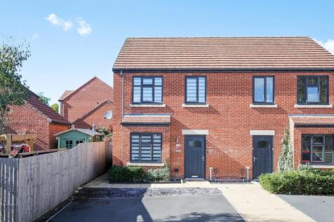 Parkview Place, West Park, Leeds, West Yorkshire, LS16