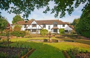 Trevigue, Springle Lane, Hertford SG13 7NZ