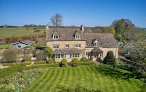 Hathaway House, 400643 Plough Inn To Bangup Lane Cold Aston, Cheltenham GL54 3BW