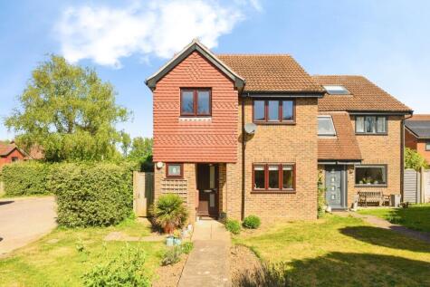 Dents Grove, Lower Kingswood, Tadworth, Surrey, KT20