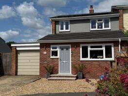 37, Saxon Leas, Salisbury SP5 1RN