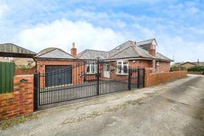 40, Doncaster Road, Harlington, Doncaster DN5 7HT