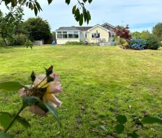 11, Green Close, Steynton, Milford Haven SA73 1AR