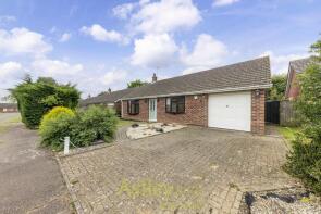 10, Cherrywood, Alpington NR14 7NJ