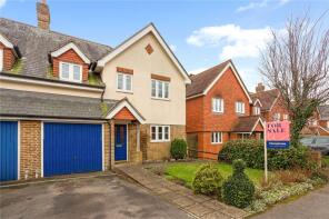 10, The Lyndons, Passfield, Liphook GU30 7SD