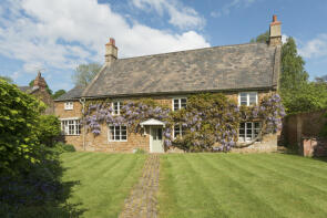 Westwood House, School Lane, Southam CV47 7RR