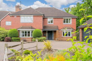 4, Lane End, Lingfield RH7 6ND