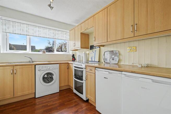 Kitchen 1_1.jpeg