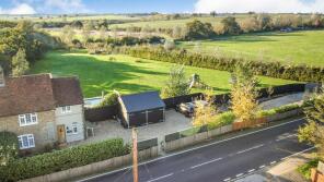 2, Town Farm Cottages, Main Road, Woodham Ferrers, Chelmsford CM3 8RE