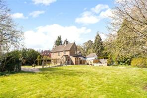Brook Farm, Antlands Lane, Horley RH6 9TE