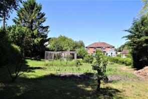 2, Coronation Cottages, Oakhanger Road, Oakhanger, Bordon GU35 9JQ