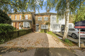 135, Hallowell Road, Northwood HA6 1DZ