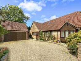 7, Parrett Mead, Beaminster DT8 3PQ