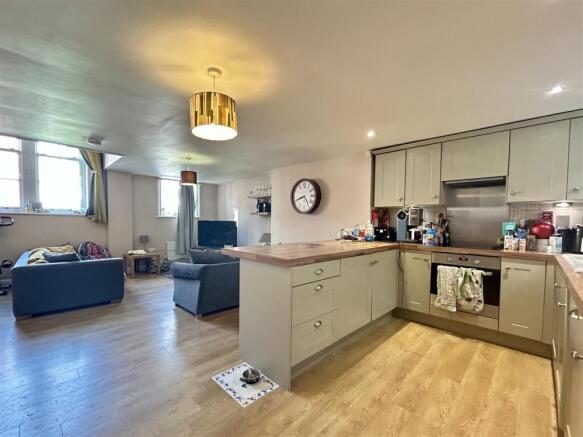 Kitchen/Living