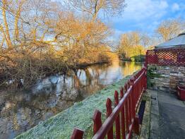 Island Cottage, The Island, Longford, West Drayton UB7 0ES