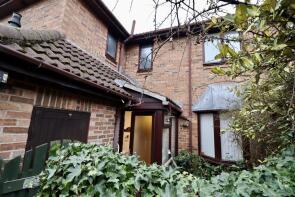 16, May Court, York YO42 2GD