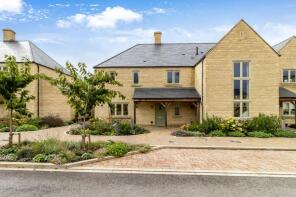 Apartment 3, Sycamore Grange, Lime Crescent, Siddington Park, Siddington GL7 6GR