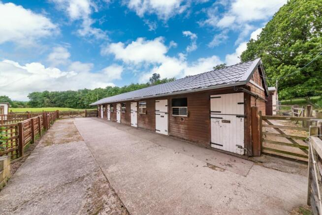 STABLES