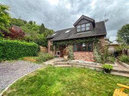 Lindon Cottage, Lake Road, Leek ST13 8RN