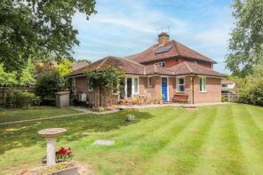 Dunsford, Sheepstreet Lane, Etchingham TN19 7AY