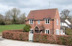 3, South Bank, Marlborough SN8 4NW