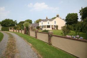 Tyn Cae, Llandyfrydog, Llanerchymedd LL71 8AP