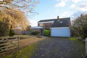 Middle Furlong, Westerton Lane, Westerton, Chichester PO18 0PG