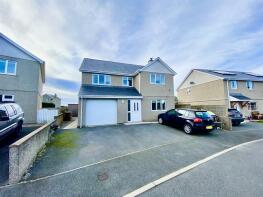 40, Ffordd Gwenllian, Pwllheli LL53 6ND