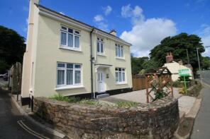 Glenroy, Jubilee Hill, Looe PL13 2JZ