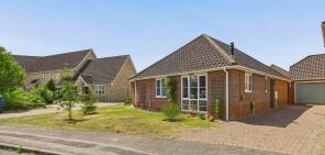 6, Meadow Way, Bury St. Edmunds IP29 5DG