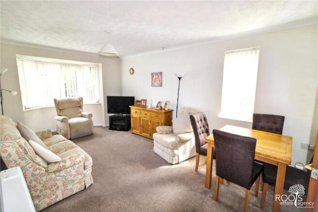 Dual Aspect Room