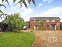 Grasmere, Silfield Road, Wymondham NR18 9AU
