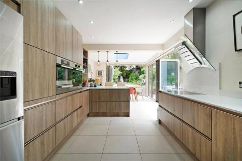 Westbere Road, Cricklewood, NW2