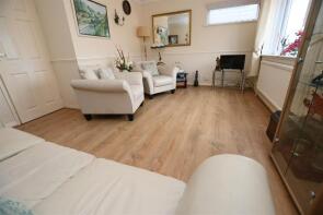 6, Hannett Road, Canvey Island SS8 8LR
