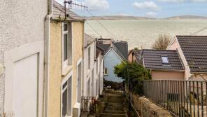 5, Hill Street, Mumbles, Swansea SA3 4EF