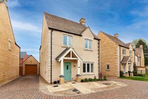 19, Hart Close, Cheltenham GL54 2PX