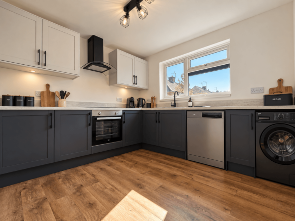 Kitchen (2)