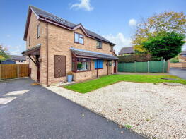 58, Hazelwood Drive, Grantham NG31 8GX