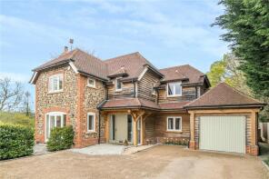 Drake House, East Bridge Close, Tilford, Farnham GU10 2AG